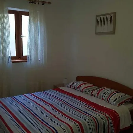 Raska 5 Apartment