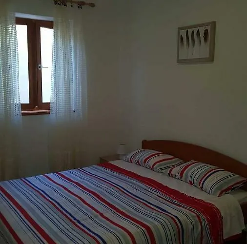 Raska 5 Apartment